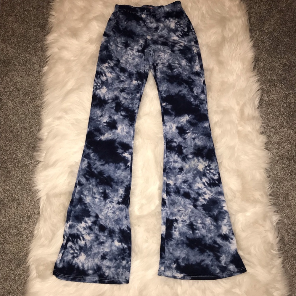 Flare bottom pants.